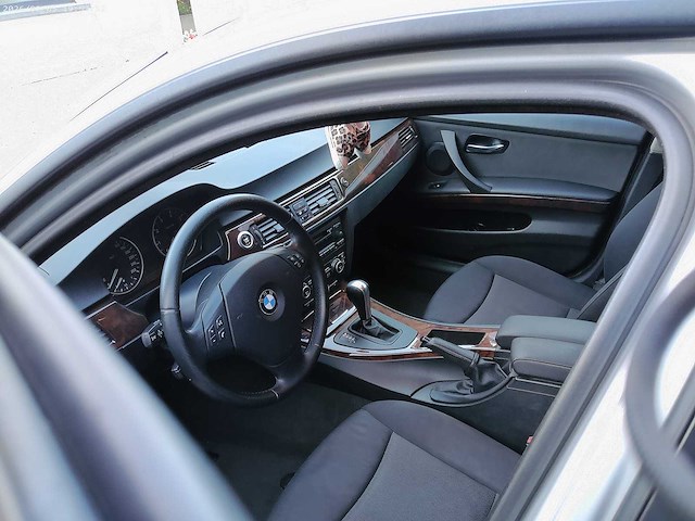 2006 bmw 320i - personenauto - afbeelding 35 van  43