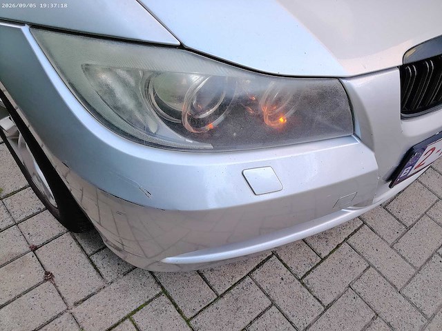 2006 bmw 320i - personenauto - afbeelding 28 van  43