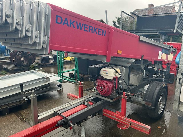 2006 bocker. junior hd 24-07. verhuislift op enkelas aanhangwagen - afbeelding 1 van  8