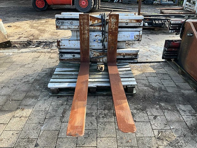 2006 cascade 70d-cfs-ca61x hydraulische vorkenklem (70d71846-a-499467-1) - afbeelding 2 van  9