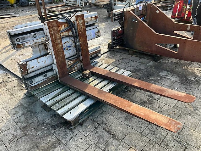 2006 cascade 70d-cfs-ca61x hydraulische vorkenklem (70d71846-a-499467-1) - afbeelding 3 van  9