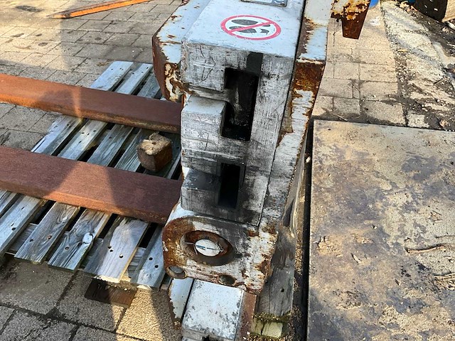 2006 cascade 70d-cfs-ca61x hydraulische vorkenklem (70d71846-a-499467-1) - afbeelding 7 van  9