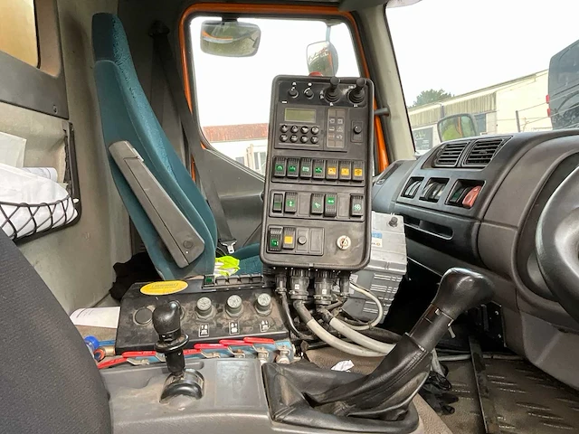 2006 daf lf55 vrachtwagen veegmachine - afbeelding 5 van  50