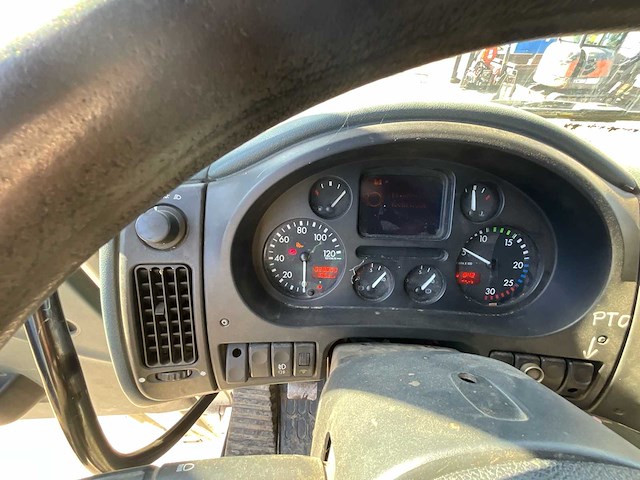 2006 daf xf 95 truck - afbeelding 8 van  24