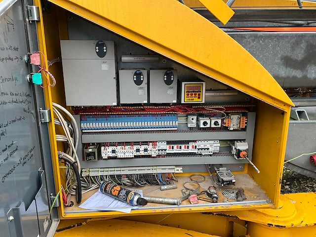 2006 fm gru 1030rbi torenkraan - afbeelding 30 van  33