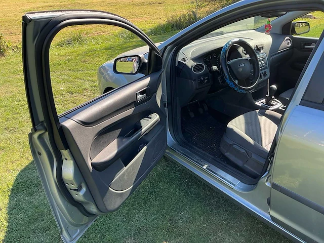 2006 ford focus 1.8 tdci personenauto - afbeelding 13 van  42