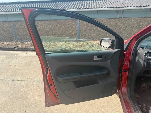2006 ford focus personenauto - afbeelding 8 van  28