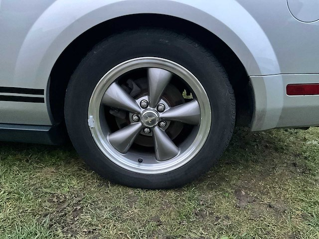 2006 ford mustang cabrio personenauto - afbeelding 11 van  49