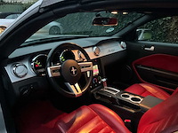 2006 ford mustang cabrio personenauto - afbeelding 21 van  49