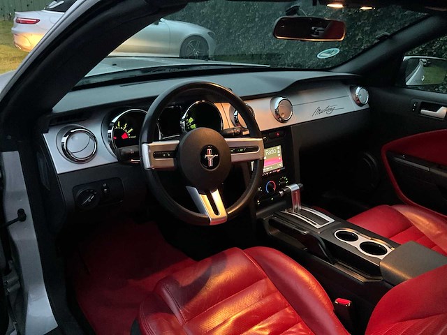 2006 ford mustang cabrio personenauto - afbeelding 22 van  49