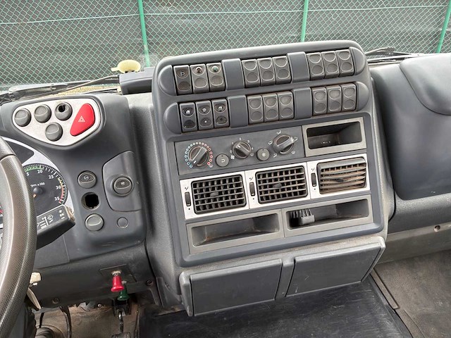 2006 iveco eurocargo vrachtwagen - afbeelding 33 van  51