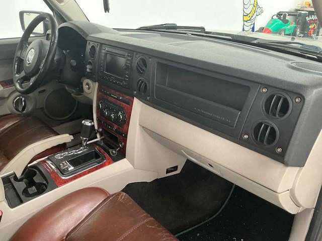 2006 jeep commander hg82 lichte vracht - afbeelding 25 van  49