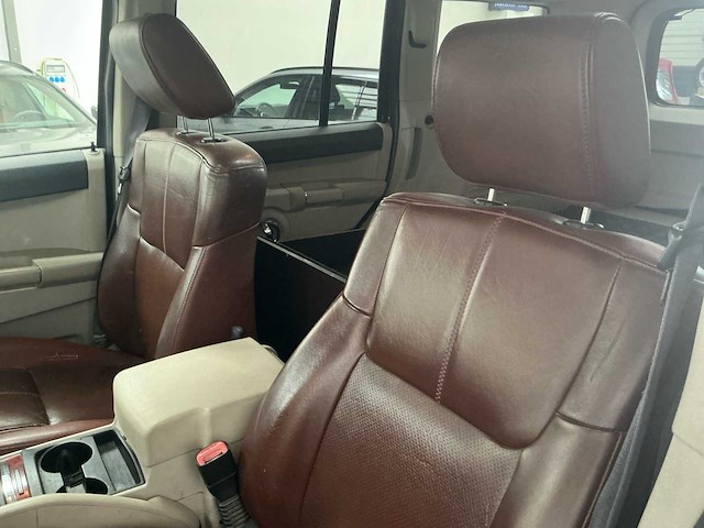 2006 jeep commander hg82 lichte vracht - afbeelding 11 van  50