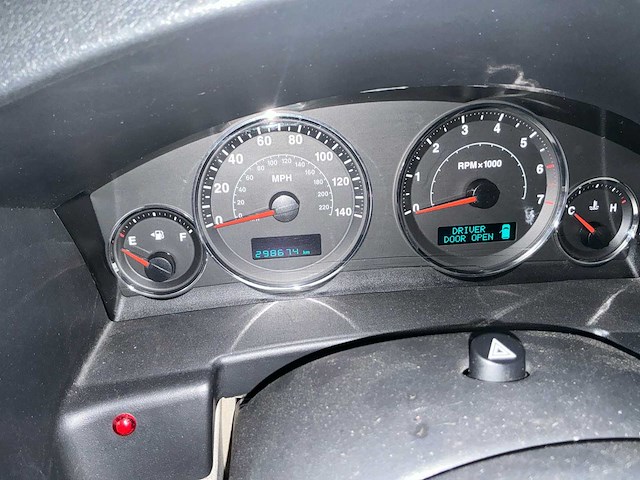 2006 jeep commander hg82 lichte vracht - afbeelding 15 van  50