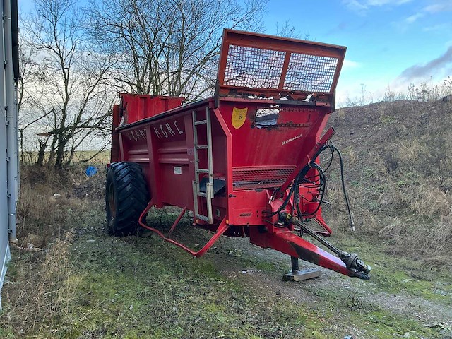 2006 la campagne ec zelfrijdende mestverspreider - afbeelding 1 van  31