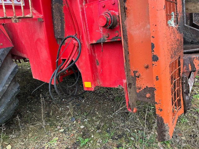 2006 la campagne ec zelfrijdende mestverspreider - afbeelding 16 van  31