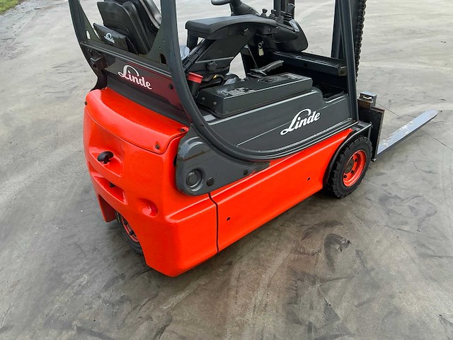 2006 linde e14-02 vorkheftruck - afbeelding 33 van  49
