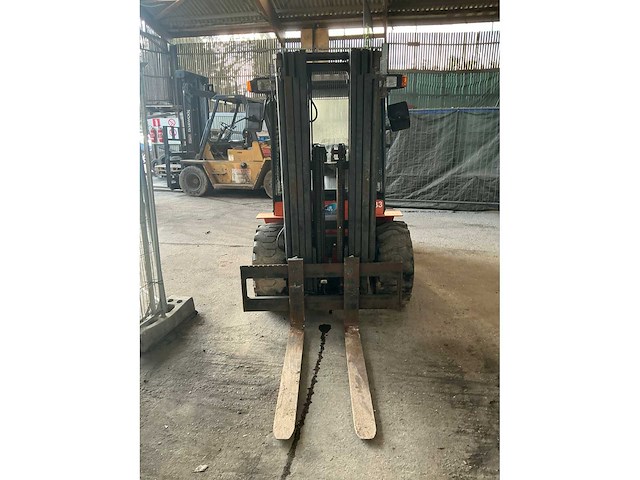 2006 mast explorer h25d 2wd vorkheftruck (te herstellen!) - afbeelding 12 van  20