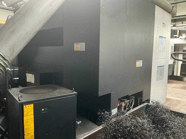 2006 mazak variaxis 500-5x ii 5-assige cnc verticaal bewerkingscentrum - afbeelding 9 van  9
