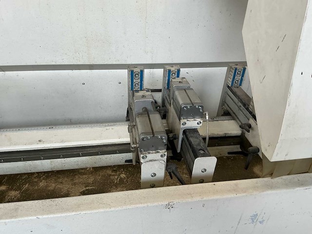 2006 mecal mc309 nike aluminium raam- en deur profiel freesmachine - afbeelding 12 van  15