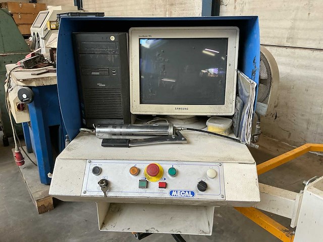 2006 mecal mc309 nike aluminium raam- en deur profiel freesmachine - afbeelding 14 van  15