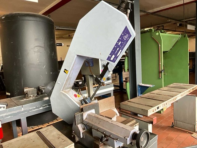 2006 mep shark 282 bandzaagmachine met neertrekmechanisme - afbeelding 1 van  11