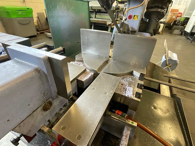 2006 mep shark 452 ccs metalen horizontale bandzaagmachine - afbeelding 18 van  18