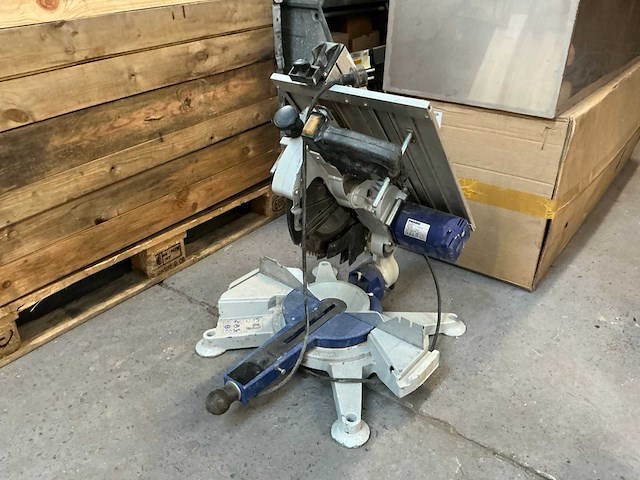 2006 metabo kgt300 afkortzaag - afbeelding 1 van  7