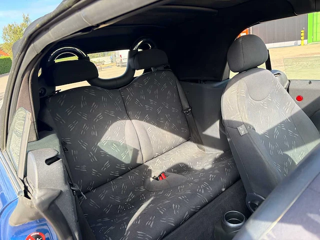 2006 mini cabrio cooper personenauto - afbeelding 4 van  33