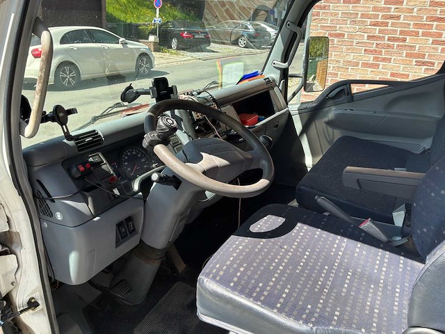 2006 mitsubishi canter fb83 / sleepwagen met platte laadbak - afbeelding 4 van  26