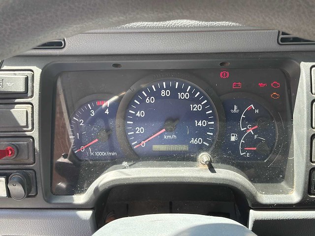 2006 mitsubishi canter fb83 / sleepwagen met platte laadbak - afbeelding 4 van  16