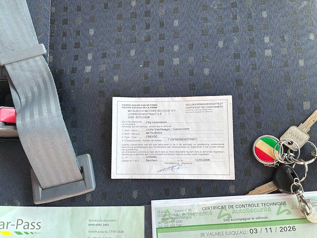 2006 mitsubishi canter fb83 / sleepwagen met platte laadbak - afbeelding 7 van  16