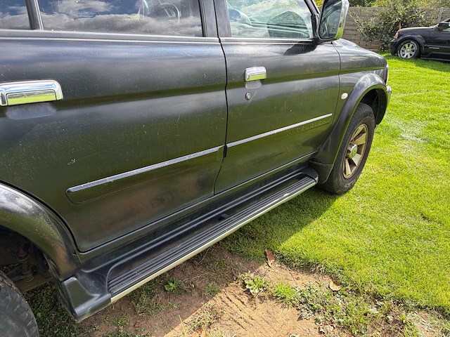 2006 mitsubishi pajero sport bedrijfswagen - afbeelding 29 van  43