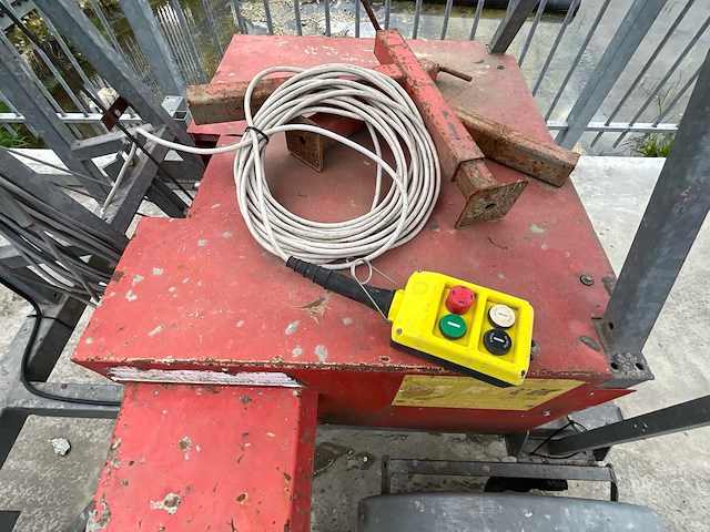 2006 mobiele ladderlift / verhuislift - 19m - 300kg - afbeelding 5 van  19