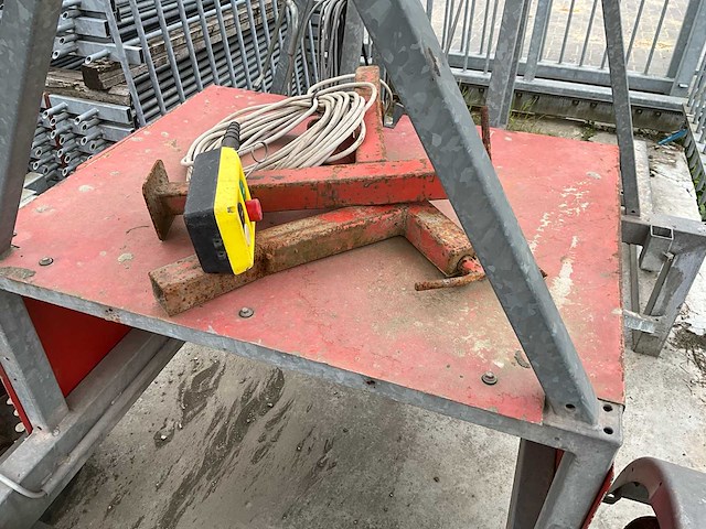 2006 mobiele ladderlift / verhuislift - 19m - 300kg - afbeelding 14 van  19