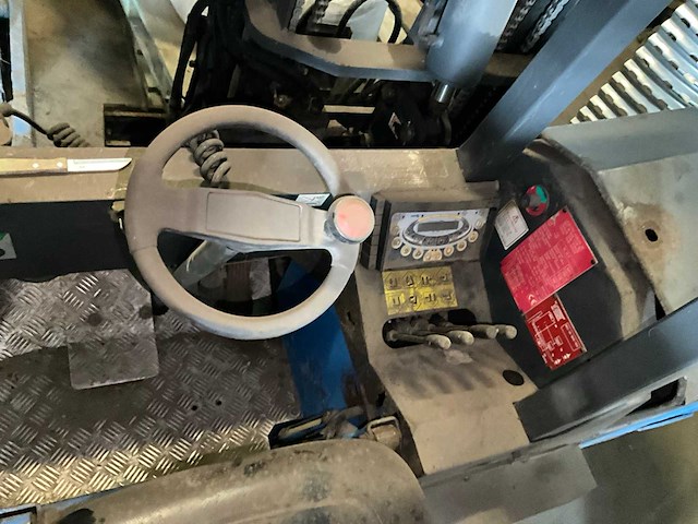 2006 moffet reach truck - afbeelding 9 van  11