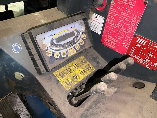 2006 moffet reach truck - afbeelding 10 van  11