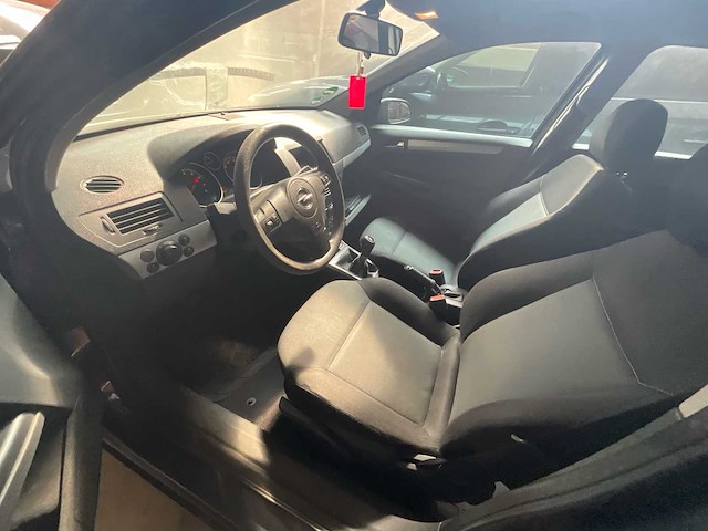 2006 opel astra - personenauto - afbeelding 12 van  25