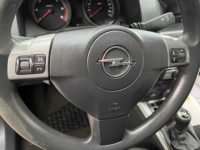 2006 opel astra 1.3d 216.311km - afbeelding 19 van  42