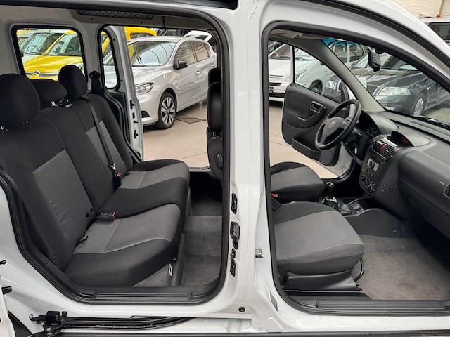 2006 opel combo 117.785km - afbeelding 10 van  24