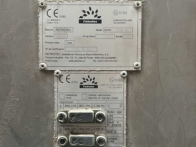 2006 petrotec rode en witte dieseltank + installatie - afbeelding 3 van  3