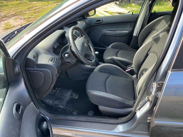 2006 peugeot 206 2kfw personenauto - afbeelding 10 van  35