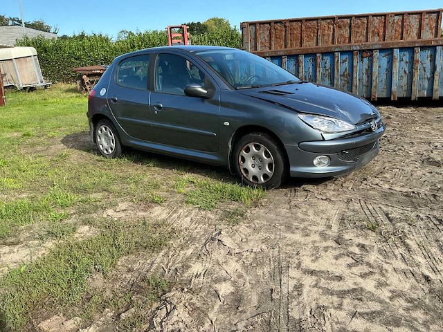 2006 peugeot 206 2kfw personenauto - afbeelding 33 van  35
