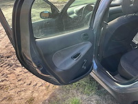 2006 peugeot 206 2kfw personenauto - afbeelding 16 van  35