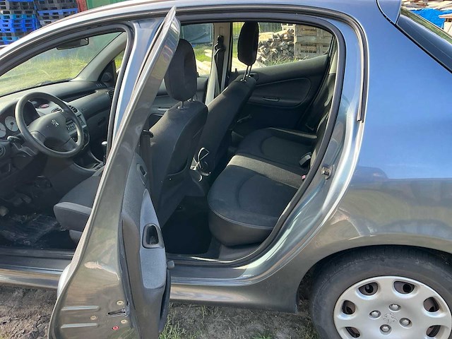 2006 peugeot 206 2kfw personenauto - afbeelding 17 van  35