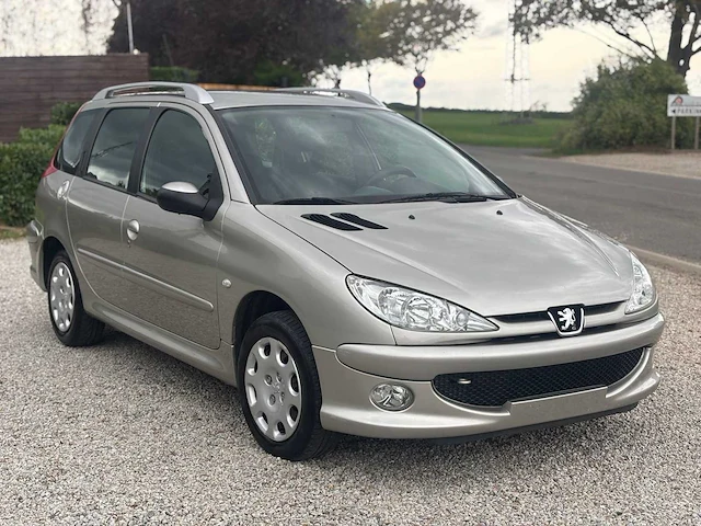 2006 peugeot 206 auto 1.4i benzine 75 pk – 102.700 km - afbeelding 9 van  13