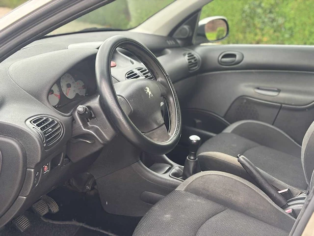 2006 peugeot 206 auto 1.4i benzine 75 pk – 102.700 km - afbeelding 10 van  13