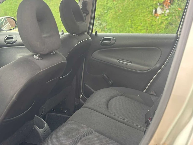 2006 peugeot 206 auto 1.4i benzine 75 pk – 102.700 km - afbeelding 11 van  13