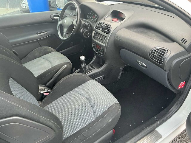 2006 peugeot 206 cc - afbeelding 19 van  34