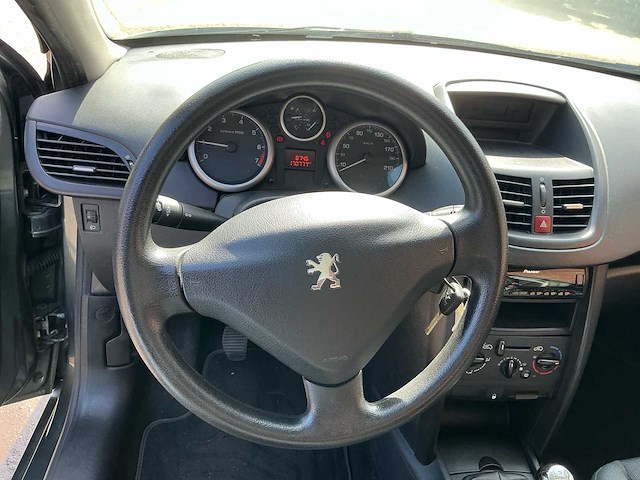 2006 peugeot 207 personenauto - afbeelding 7 van  32